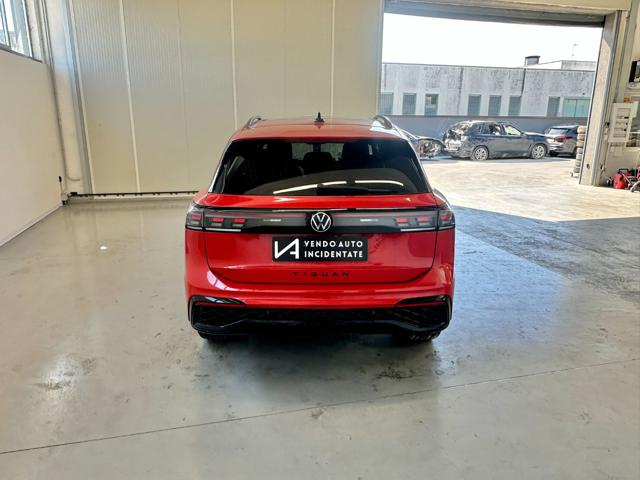 VOLKSWAGEN Tiguan usata, con Autoradio
