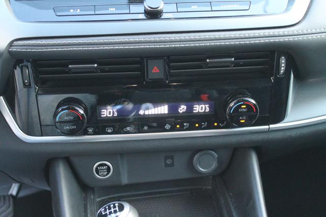 NISSAN Qashqai usata, con Sistema di navigazione