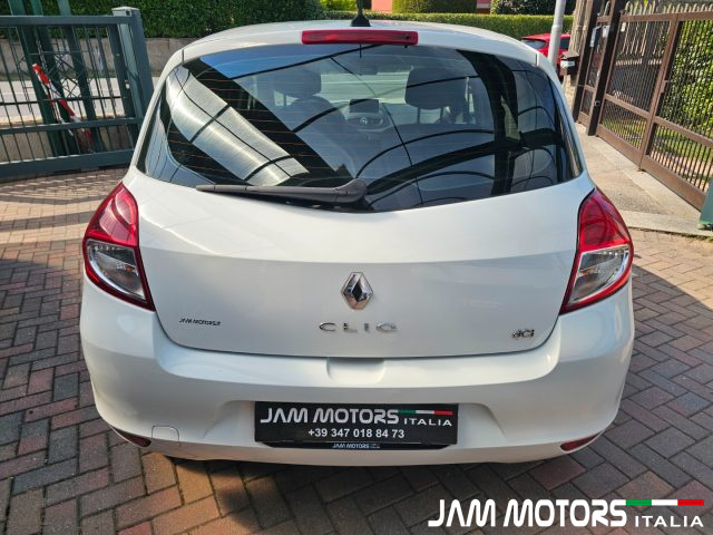 RENAULT Clio usata, con Autoradio