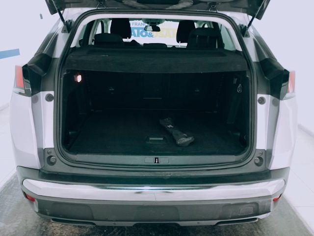 PEUGEOT 3008 usata, con Specchietti laterali elettrici