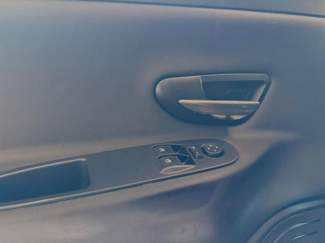 LANCIA Ypsilon usata, con Autoradio digitale