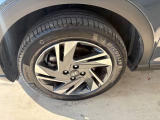 HYUNDAI Bayon usata, con Lettore CD