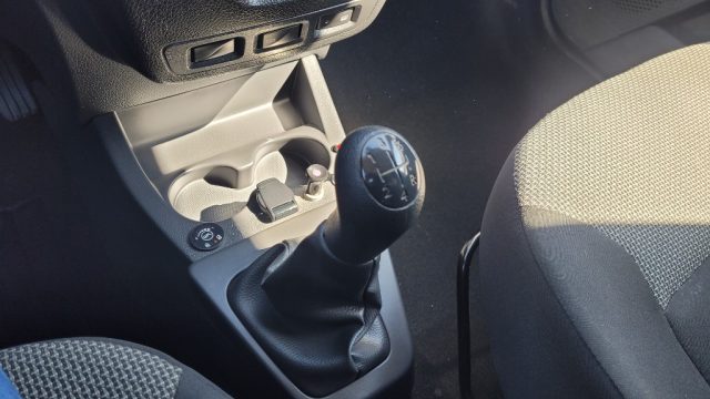 DACIA Dokker usata, con USB