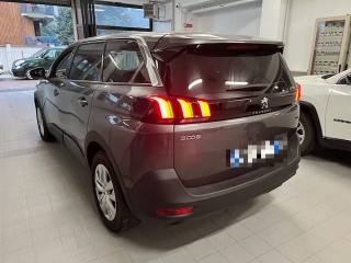 PEUGEOT 5008 usata, con Autoradio