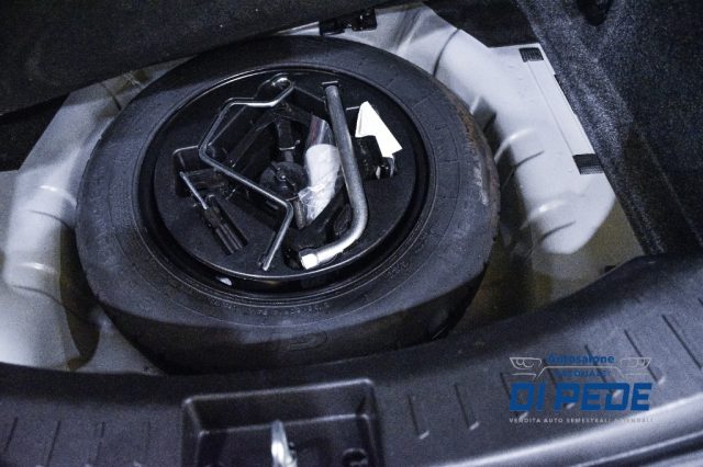 LANCIA Ypsilon usata, con Luci diurne LED