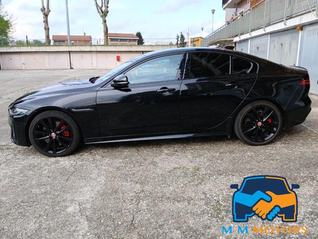 JAGUAR XE usata, con Boardcomputer