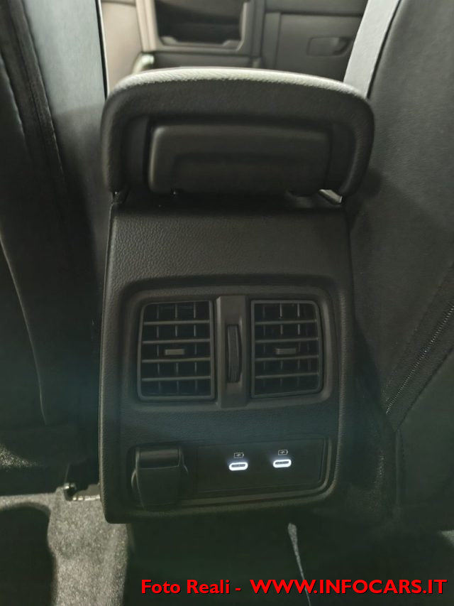 RENAULT Captur usata, con Sensori di parcheggio posteriori