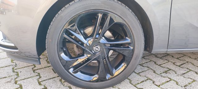 OPEL Corsa usata, con Bluetooth