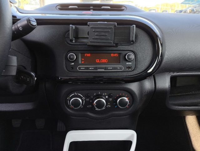 RENAULT Twingo usata 9