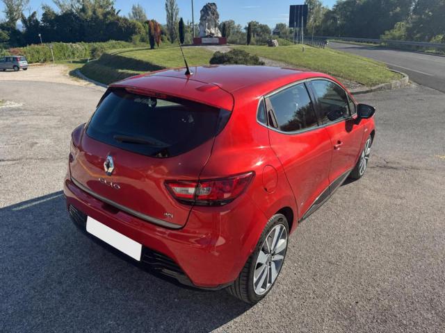 RENAULT Clio usata, con Autoradio