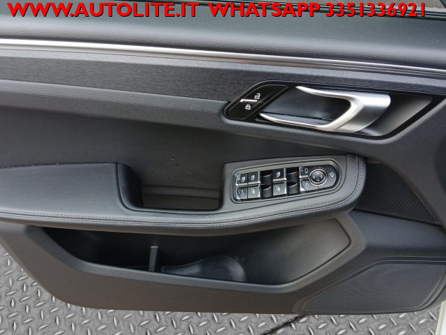 PORSCHE Macan usata, con Controllo automatico clima