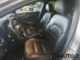 MERCEDES-BENZ GLA 220 usata, con Regolazione elettrica sedili