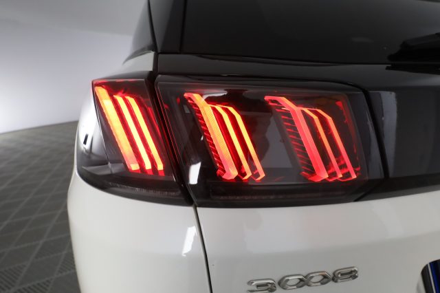 PEUGEOT 3008 usata 9
