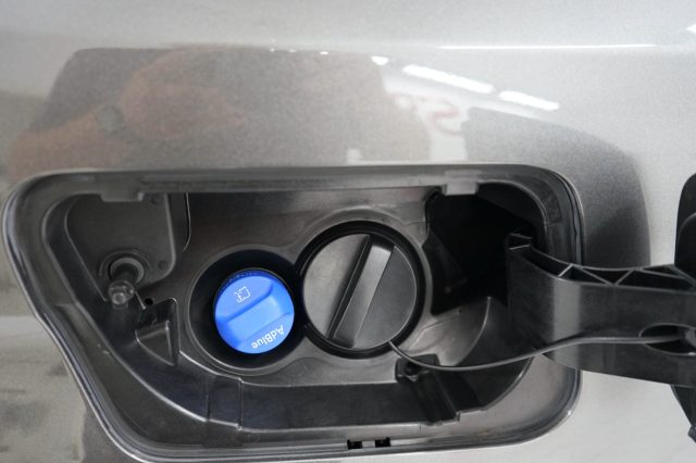 PEUGEOT 5008 usata, con Bluetooth