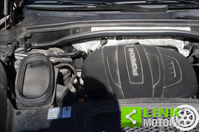 PORSCHE Macan usata, con Sedile posteriore sdoppiato