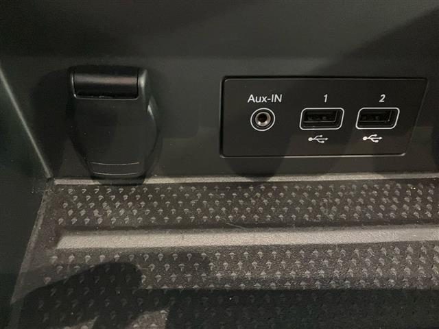 RENAULT Captur usata 23