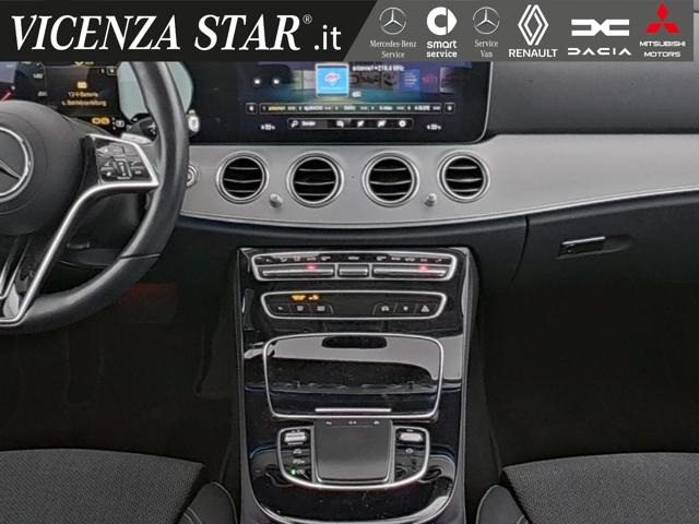 MERCEDES-BENZ E 200 usata, con Controllo automatico clima