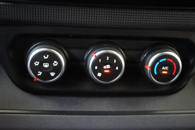 RENAULT Trafic usata, con Servosterzo