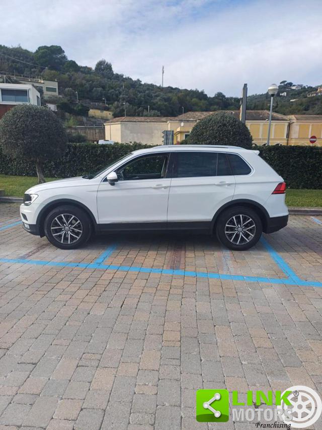 VOLKSWAGEN Tiguan usata, con Airbag laterali