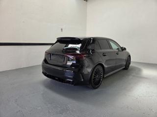 MERCEDES-BENZ A 180 usata, con Cronologia tagliandi