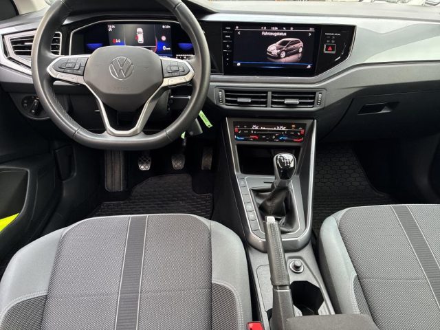 VOLKSWAGEN Polo usata, con Autoradio