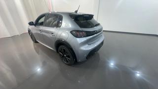 PEUGEOT 208 usata, con Autoradio