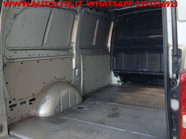 MERCEDES-BENZ Vito usata 21