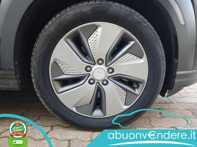 HYUNDAI Kona usata, con Vetri oscurati