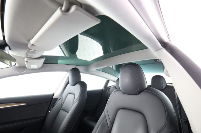 TESLA Model 3 usata 6