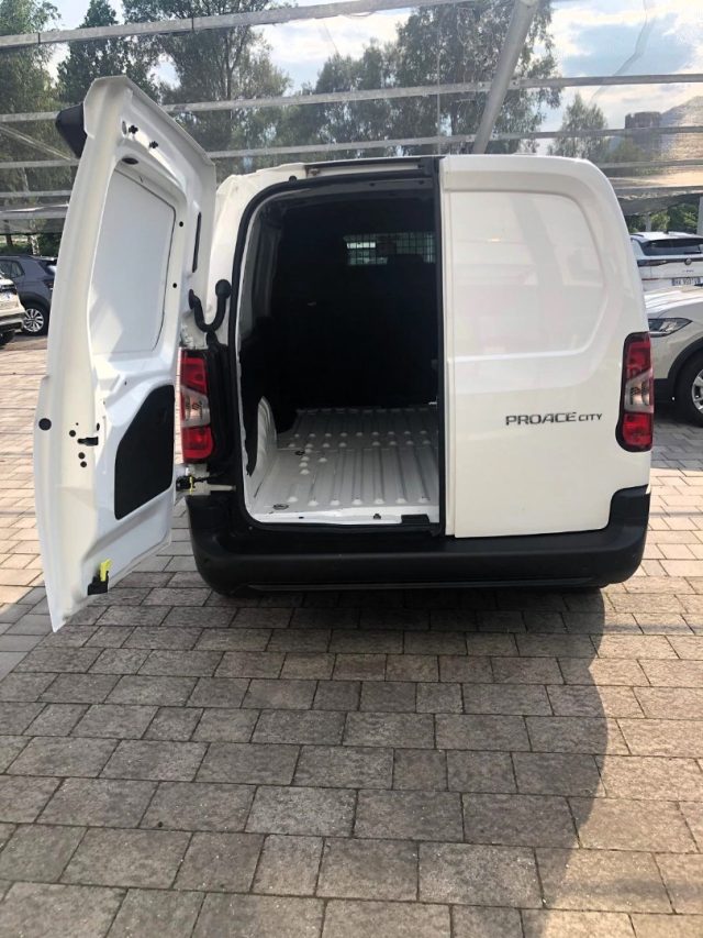 TOYOTA Proace City usata, con Climatizzatore