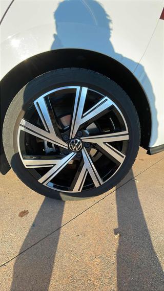 VOLKSWAGEN Golf usata, con ESP