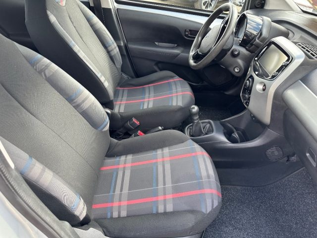 PEUGEOT 108 usata 23