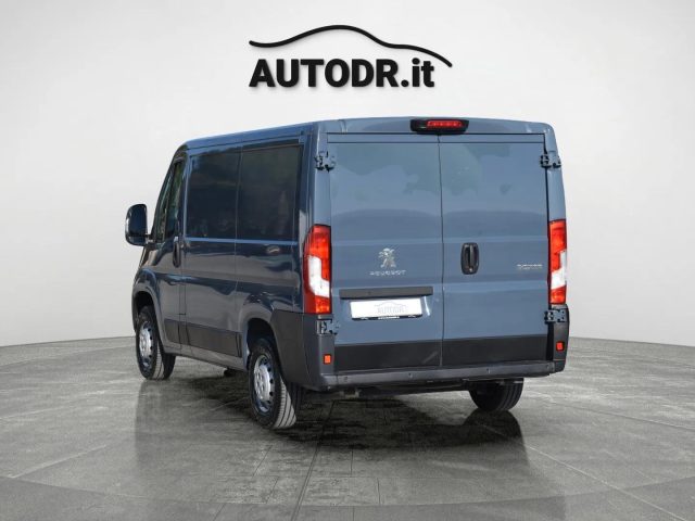 PEUGEOT Boxer usata, con Airbag