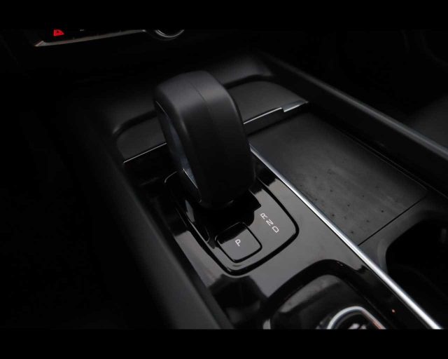VOLVO XC60 usata, con Sedile posteriore sdoppiato