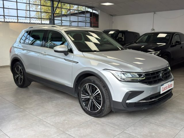 VOLKSWAGEN Tiguan usata, con Airbag laterali