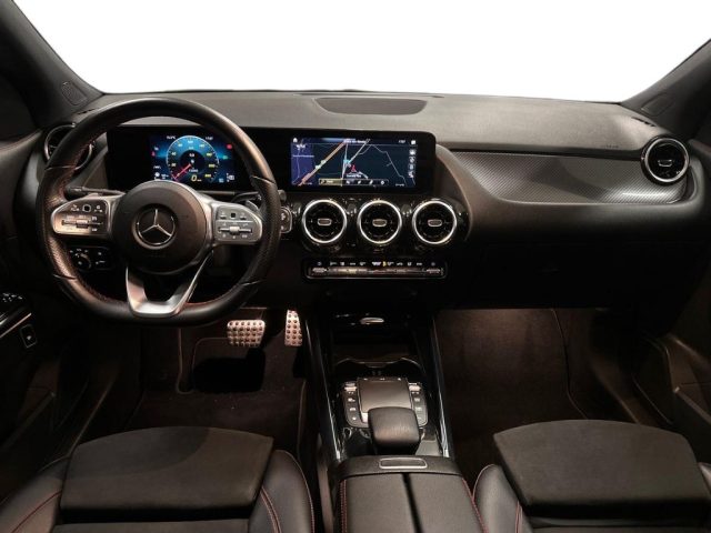 MERCEDES-BENZ GLA 200 usata, con Climatizzatore