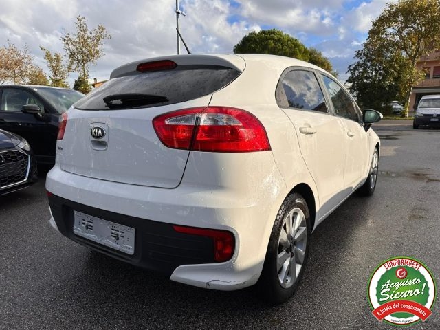 KIA Rio usata, con Airbag laterali