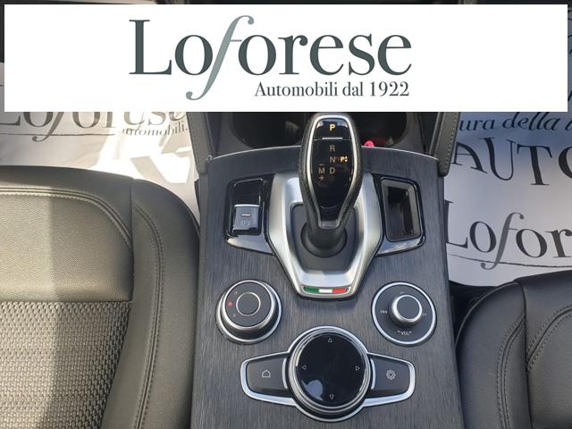 ALFA ROMEO Stelvio usata, con Volante in pelle