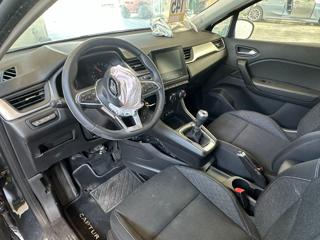 RENAULT Captur usata, con USB