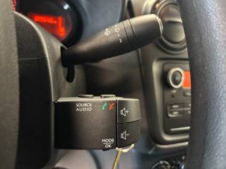 DACIA Dokker usata, con USB