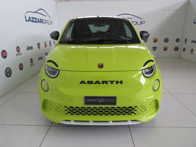 ABARTH 500e usata, con Airbag