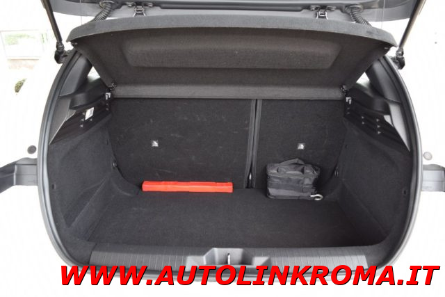 OPEL Astra usata, con Servosterzo