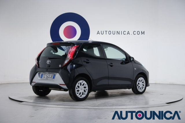 TOYOTA Aygo usata, con Touch screen