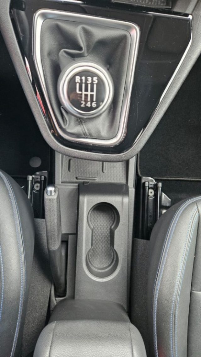 NISSAN Townstar usata, con Airbag testa