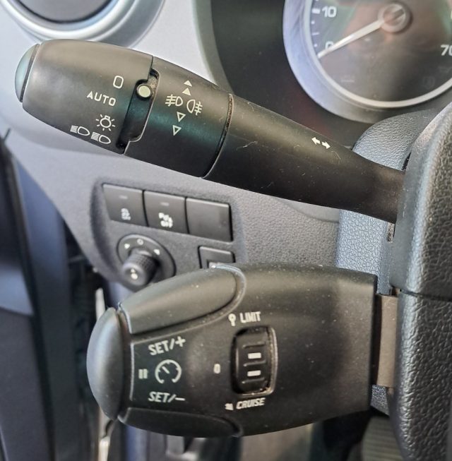 PEUGEOT Partner usata, con Cruise Control