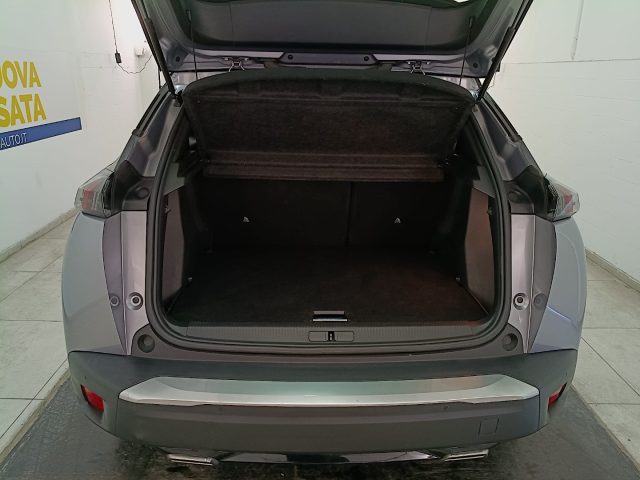 PEUGEOT 2008 usata, con Isofix