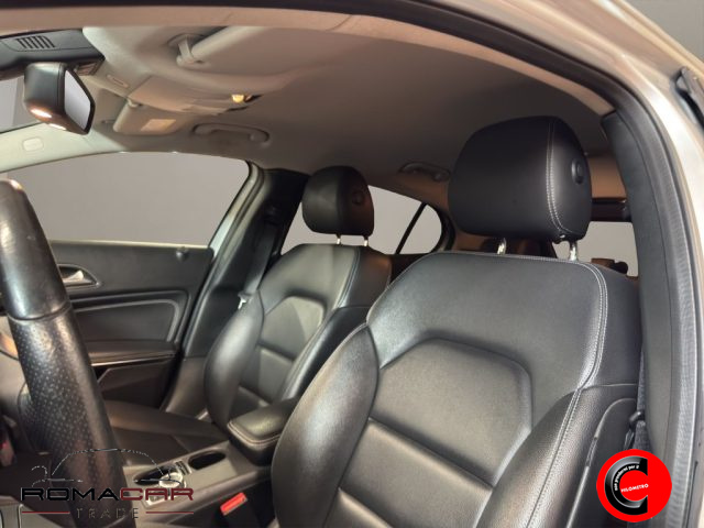 MERCEDES-BENZ GLA 180 usata, con Volante in pelle