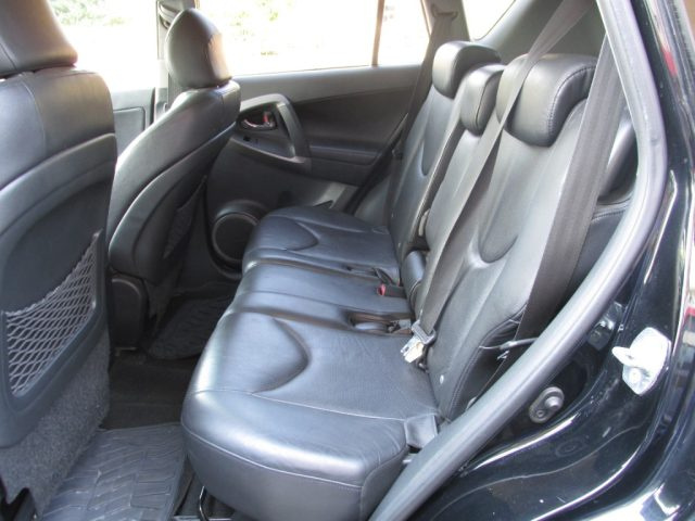 TOYOTA RAV 4 usata, con Filtro antiparticolato