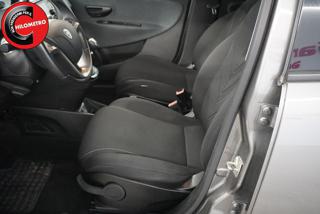 LANCIA Ypsilon usata, con Chiusura centralizzata