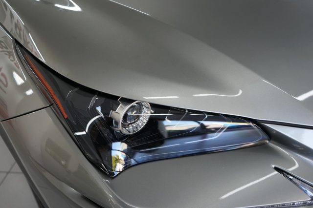 LEXUS NX 300h usata, con Bluetooth